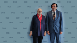 Elke Hannack (stellvertretende Bundesvorsitzende des Deutschen Gewerkschaftsbunds) und der IB-Vorstandsvorsitzende Thiemo Fojkar in der DGB-Zentrale