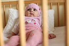 Baby in IB-Einrichtung