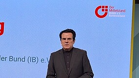 Thiemo Fojkar, Vorstandsvorsitzender des Internationalen Bundes