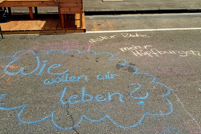 
            Keine Bildbeschreibung verfügbar
          