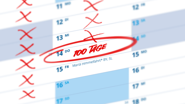 Kalenderblatt mit durchgestrichenen Tagen; der 14. August ist eingekreist und mit der Notiz '100 Tage' markiert