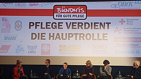 Die Podiumsdiskussion beim Filmabend
